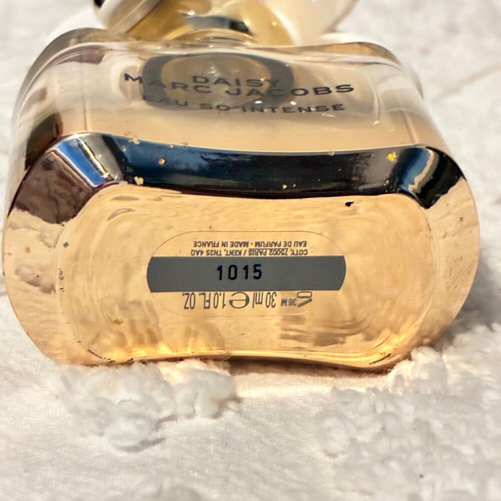 DAISY by MARC JACOBS So Intense 30 ML Eau Spray 30 ml size bottle - Picture 4 of 4